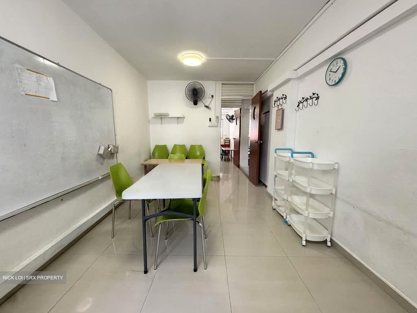 Yishun Street 22 (D27), Shop House #589658051